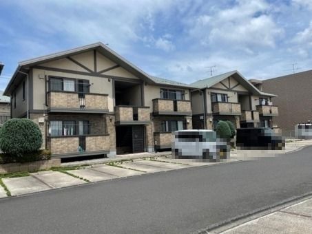 グランシャリオ E棟の外観画像