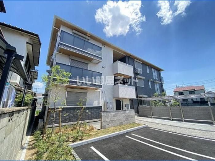 クレマチスの外観画像