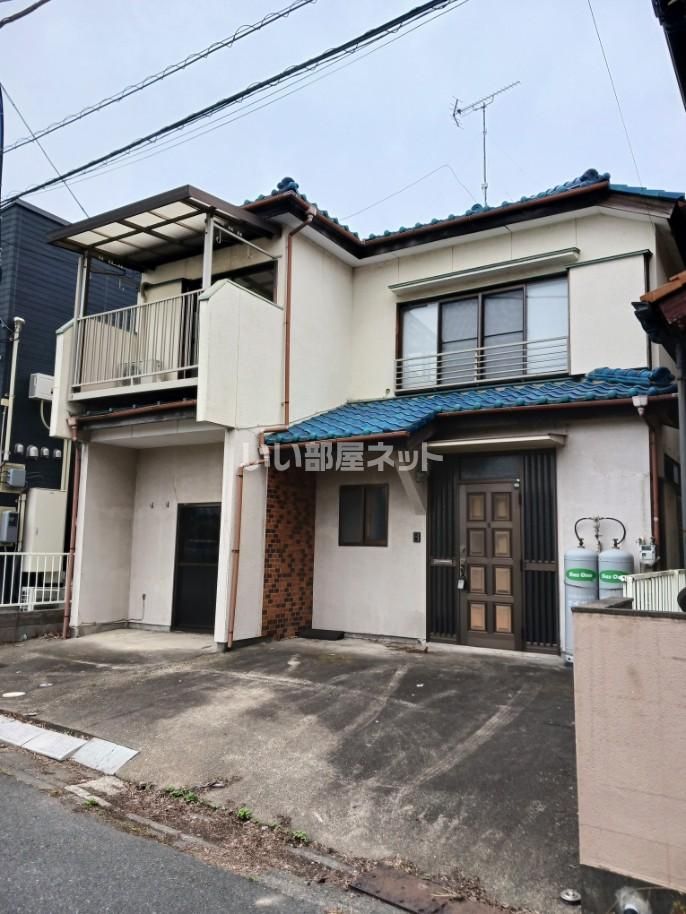 脚折町一丁目貸家の外観画像