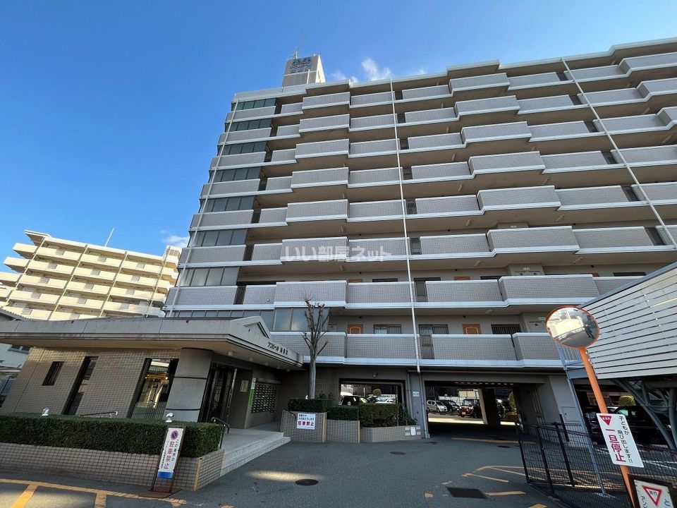 アンピール箱崎東の外観画像