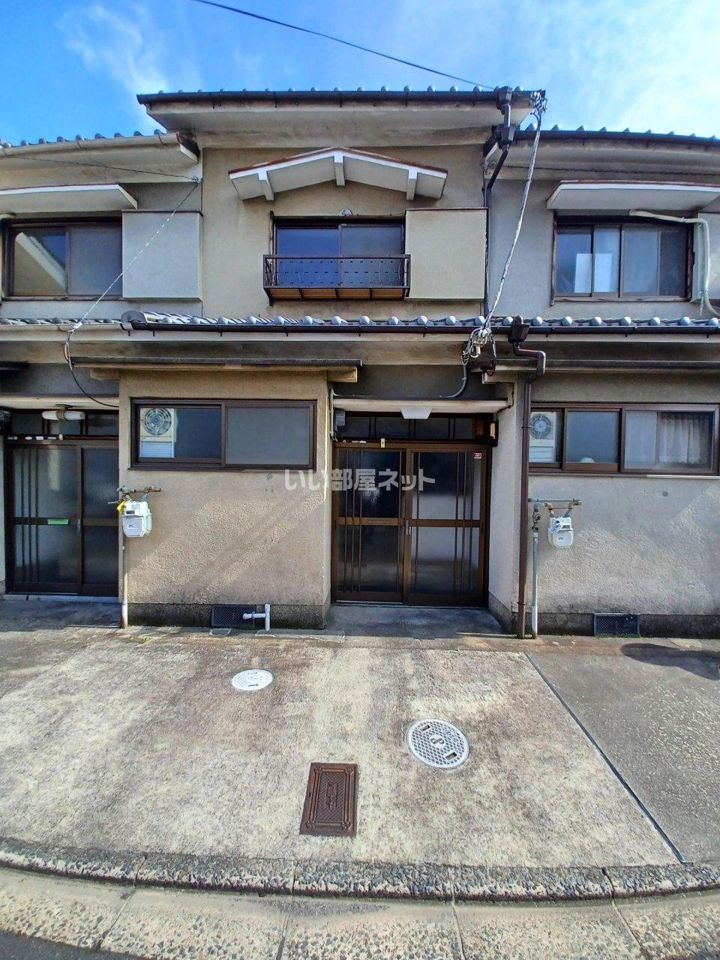 山ノ内池尻町貸家2号の外観画像