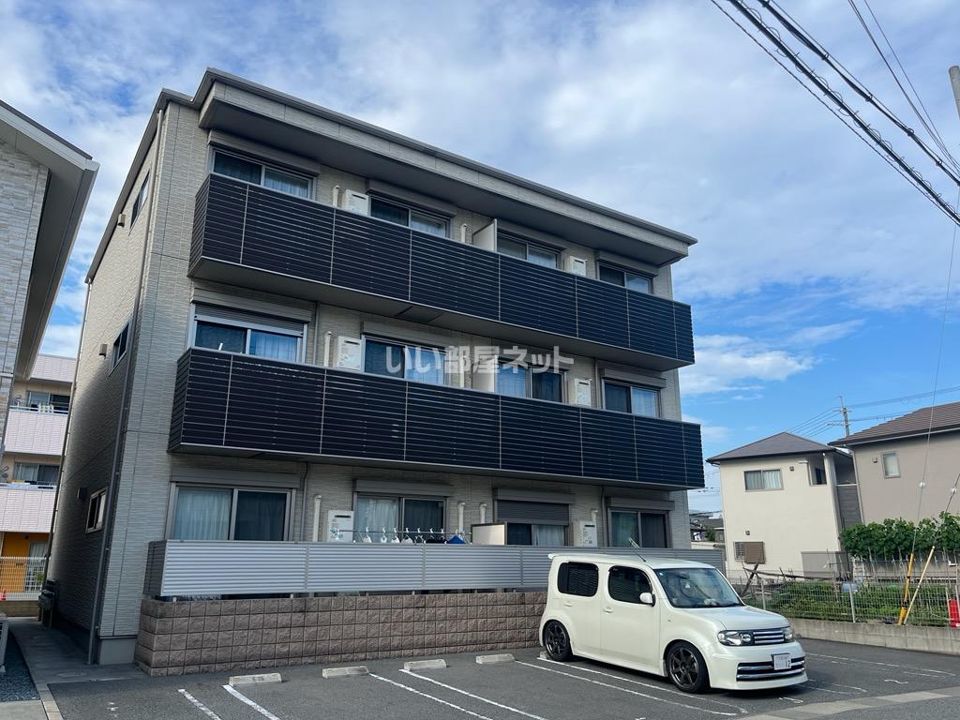 シャーメゾン大久保南の外観画像