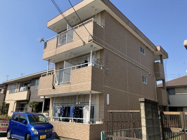 アベニュー服部の外観画像