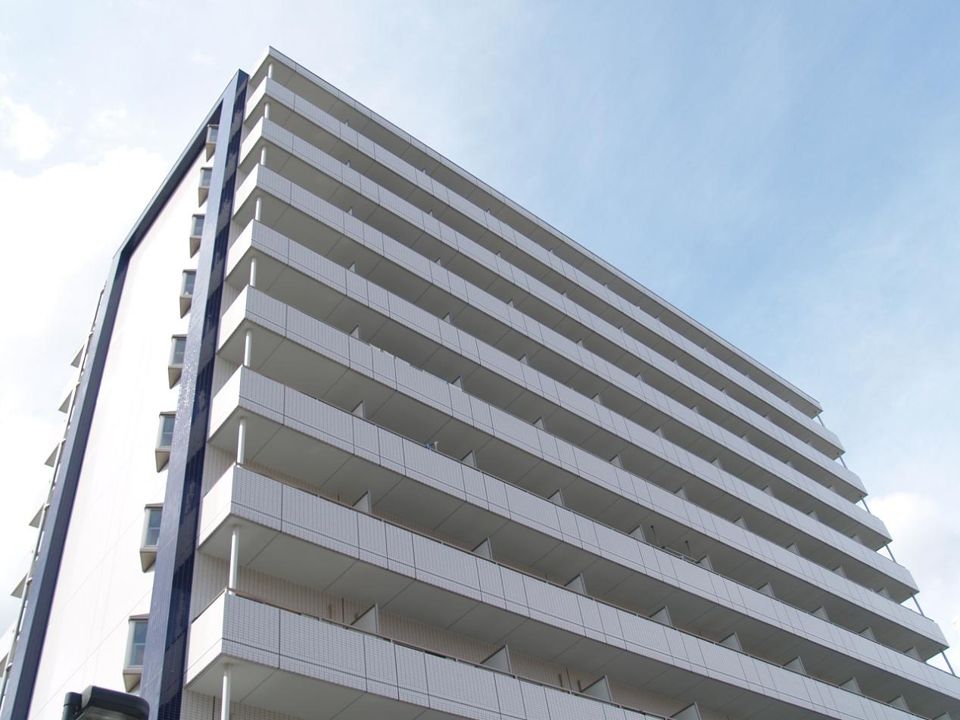 ベルシティ榴ヶ岡の外観画像