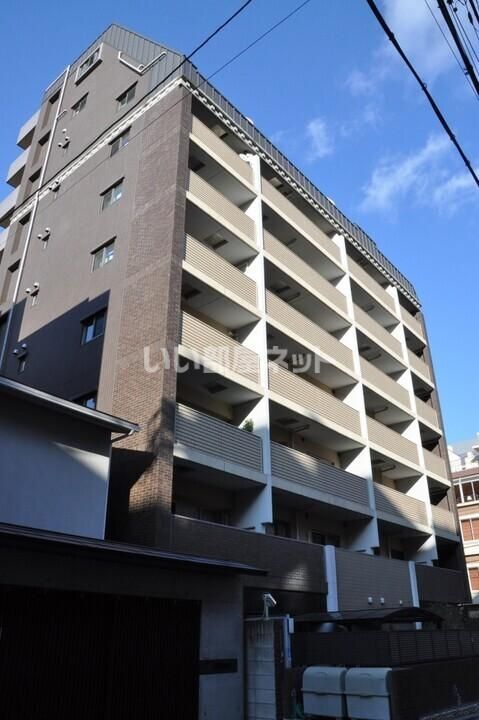 コンフォール室町六角の外観画像