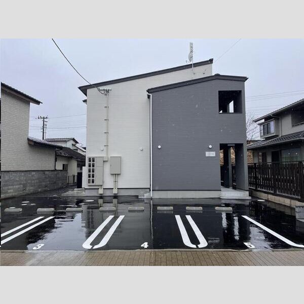 キャピタル保春院の外観画像