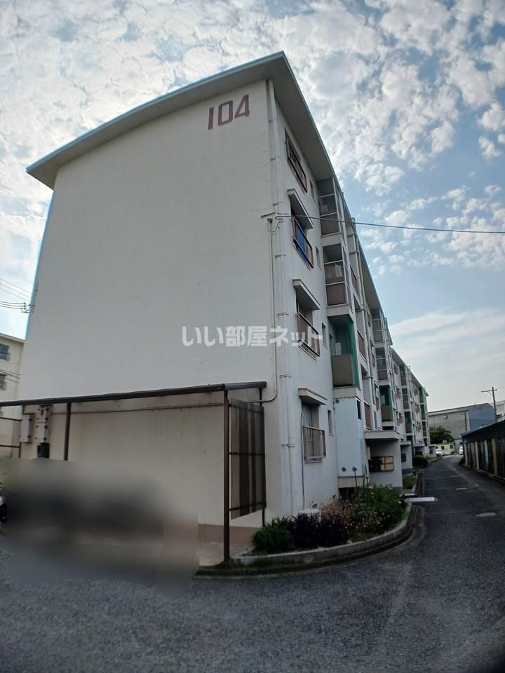 東加古川ファミリーマンション104号棟の外観画像
