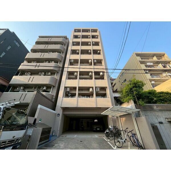 クレスト覚王山の外観画像