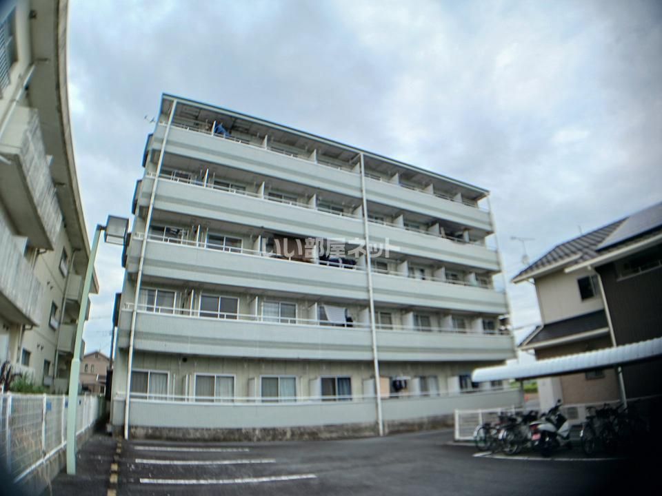 プライドタワーの外観画像