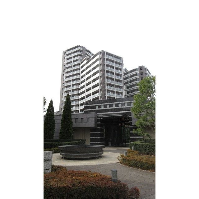 クレストガーデンレジデンスの外観画像