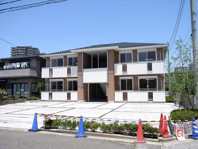 クレセオ長坂の外観画像