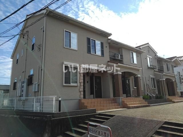 アイリス西沢 壱番館の外観画像