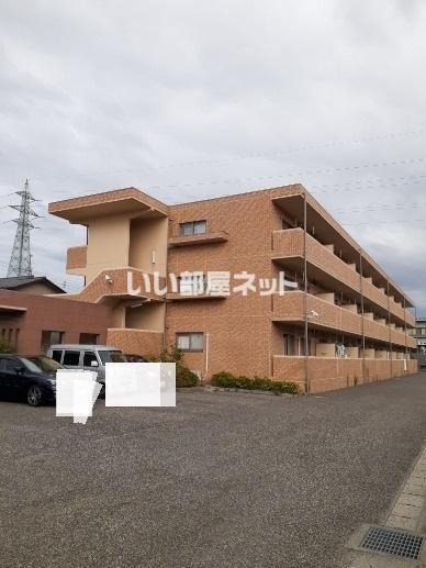 サンモール網川原の外観画像