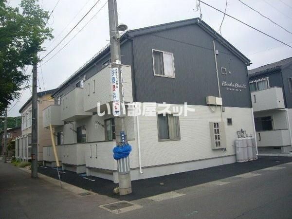 シャンブル・クレールB棟の外観画像