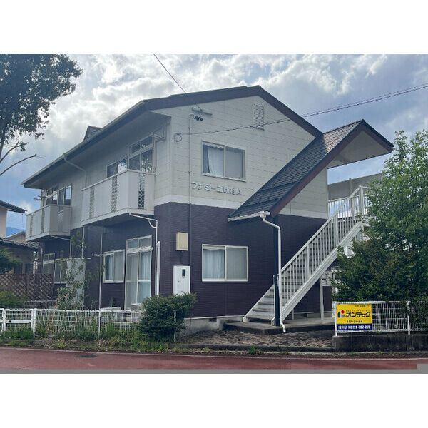 ファミーユ新村Aの外観画像