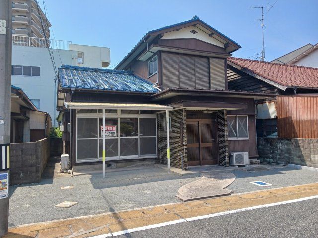 長府松小田本町1戸建ての外観画像