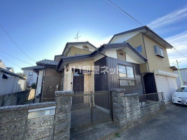 成田本城戸建ての外観画像