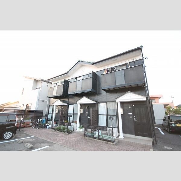 Pure Heights 外山A・Bの外観画像
