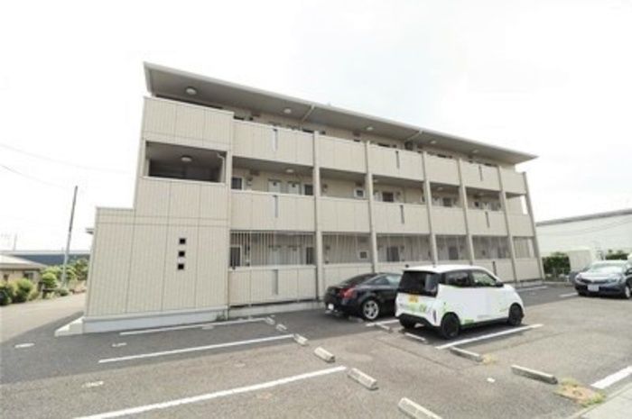 ロイヤルプレイスJの外観画像
