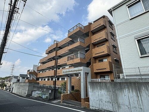 ライオンズマンション多摩永山の外観画像
