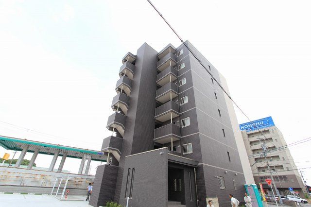 スペランツァ瀬古東の外観画像