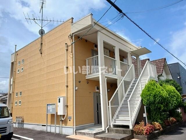 カーザアマレーロの外観画像
