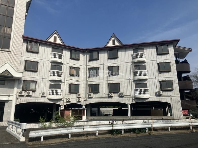 ロイヤル高田の外観画像