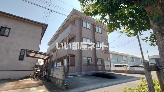 メゾン・グランディアの外観画像