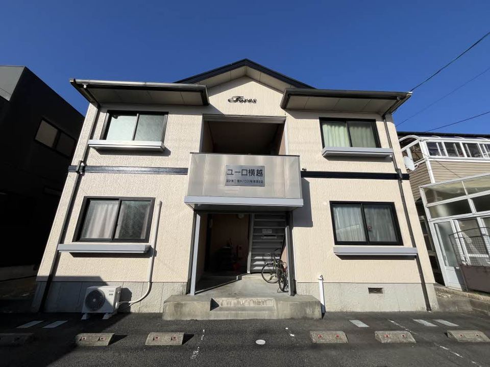 ユーロ横越の外観画像