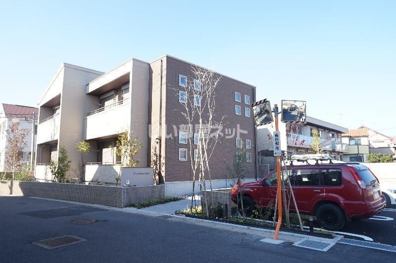 フィナンシェの外観画像