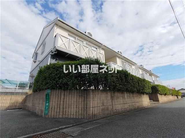 上津コーポ E棟の外観画像