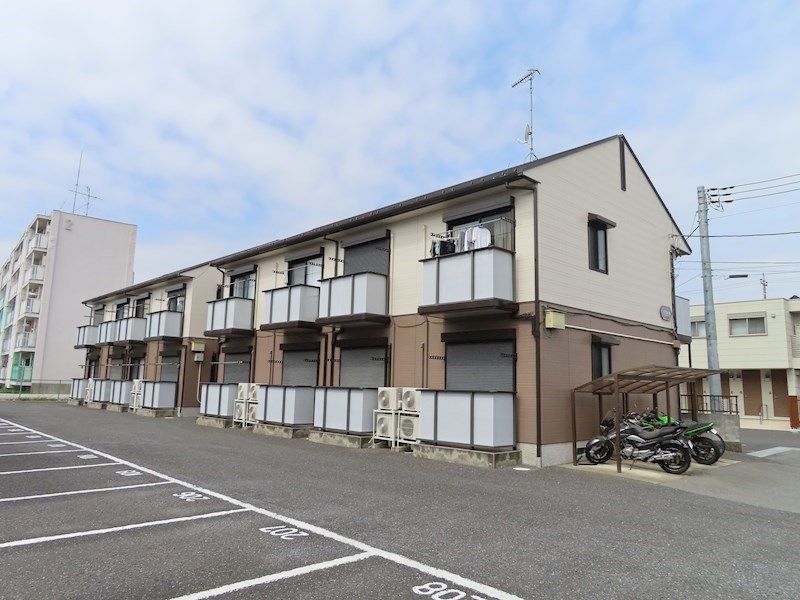 ハイツ定栄 E棟の外観画像