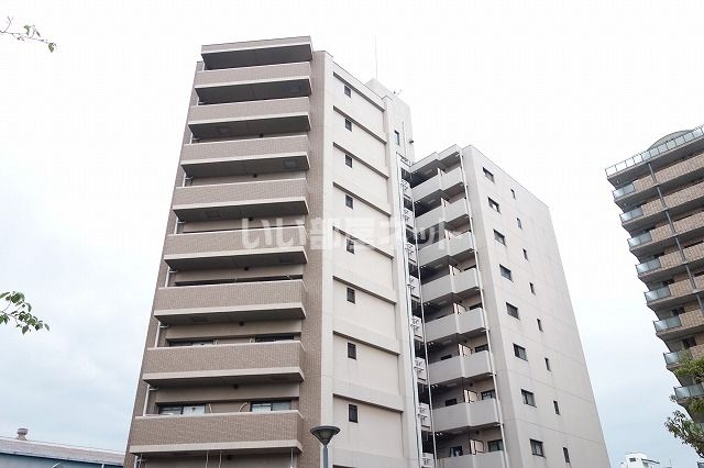 グラン・ブルー宿屋町の外観画像