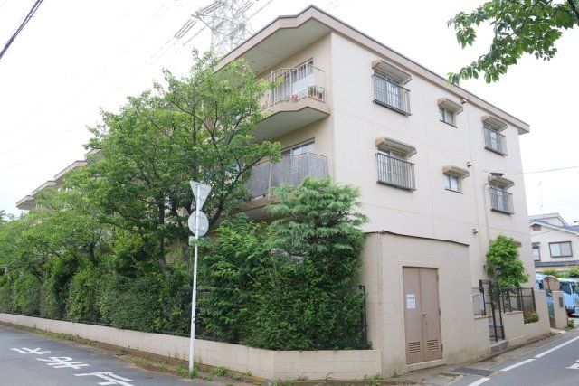 ライオンズマンション行徳の外観画像