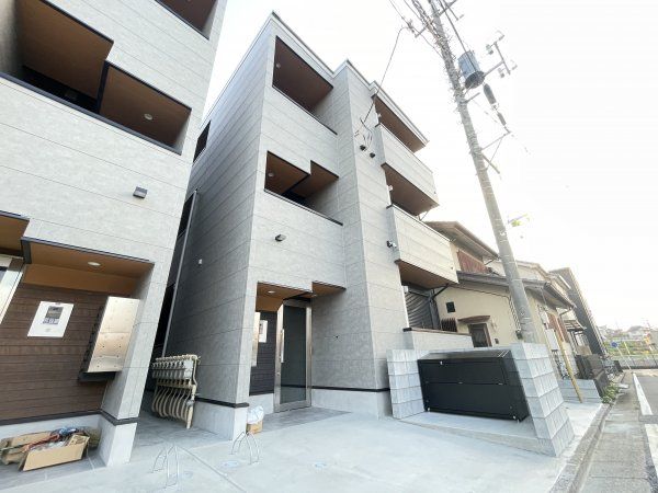 MIRAI STAGE 三郷(ミライステージミサト)の外観画像