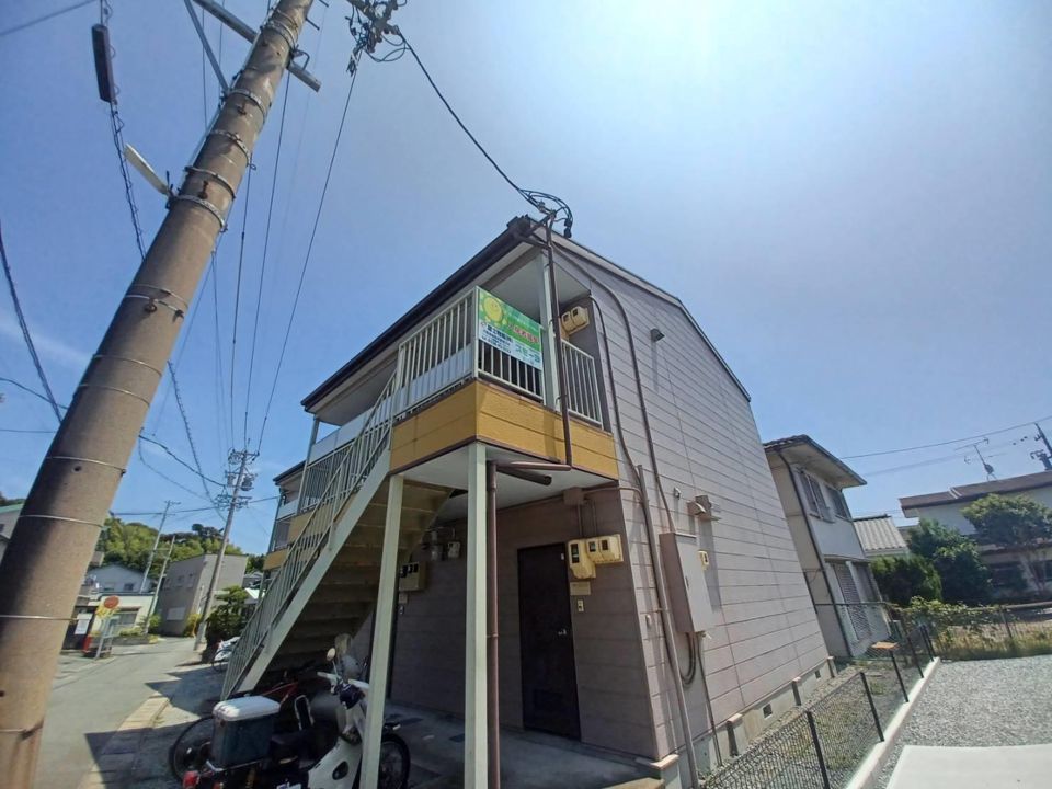 クインテスいわたの外観画像