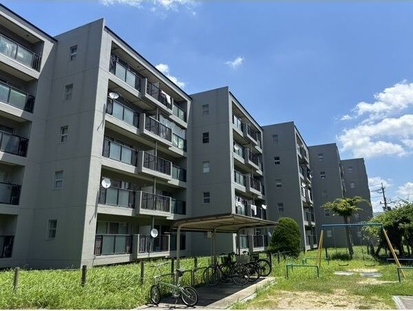 新大宮ハイタウンF棟の外観画像