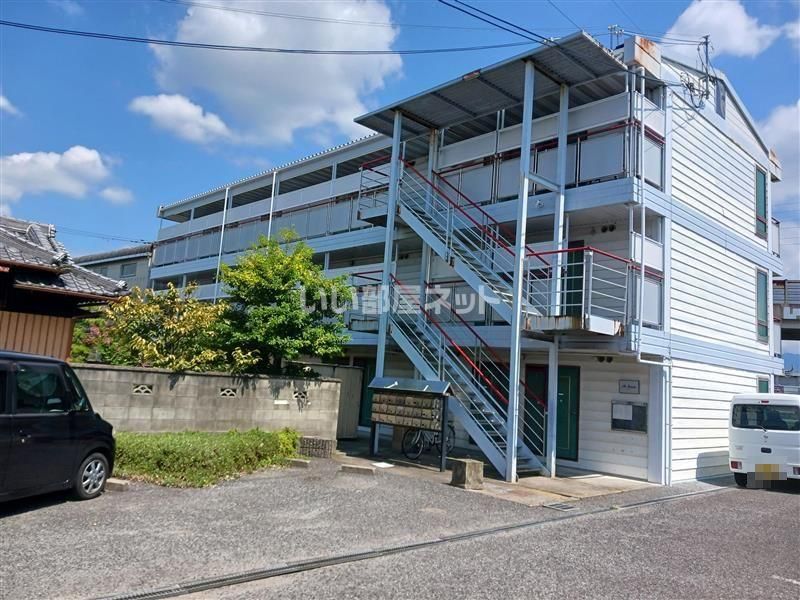 Mhouseの外観画像