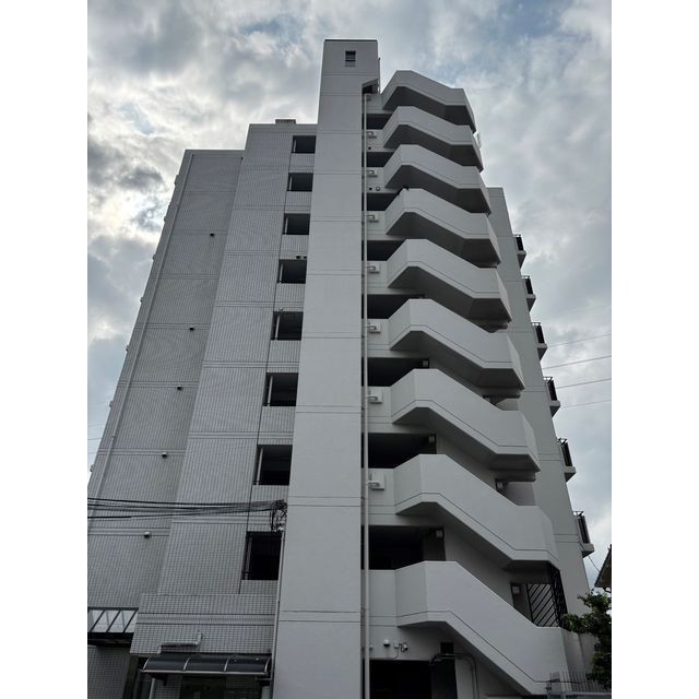 ラウムズ東園田の外観画像