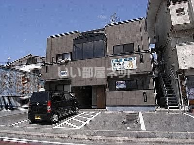 リバーサイド上代の外観画像