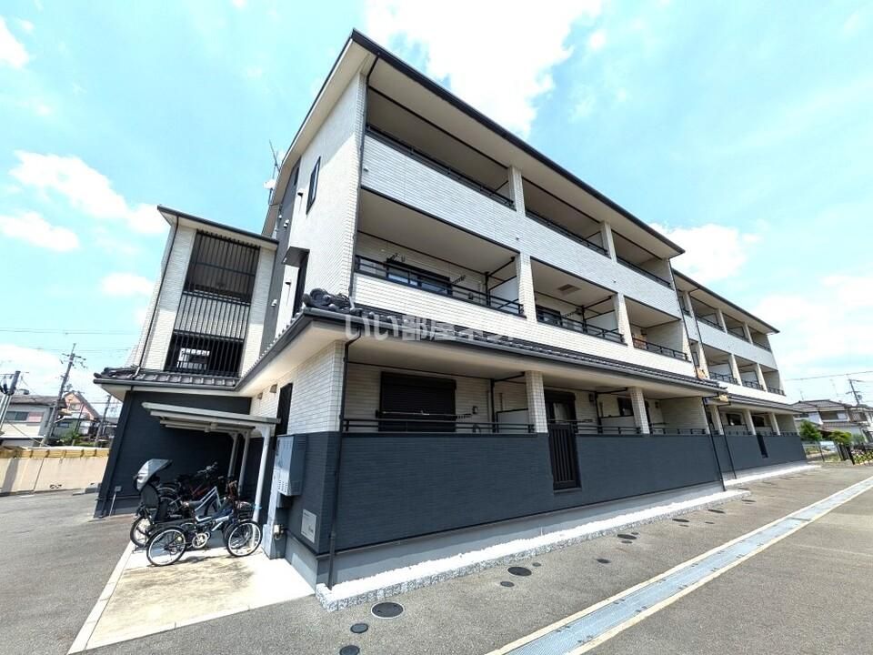 ドエル・ボーリウムの外観画像