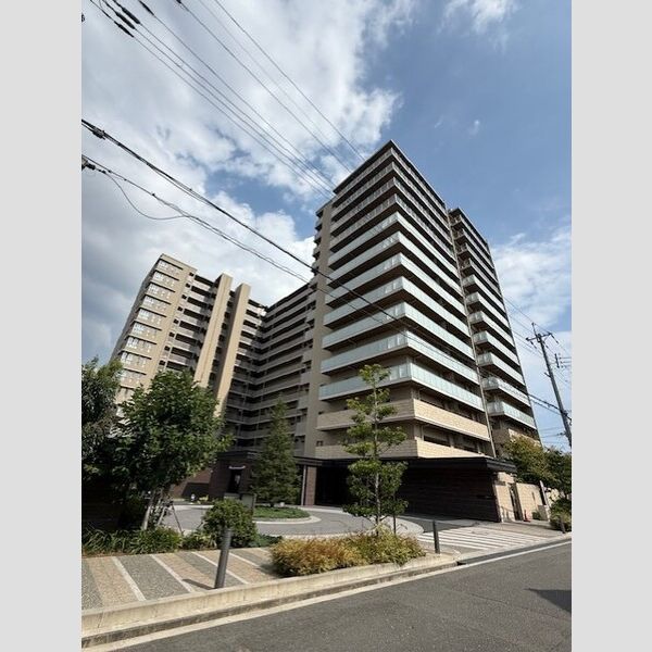 ウエリス茨木の外観画像