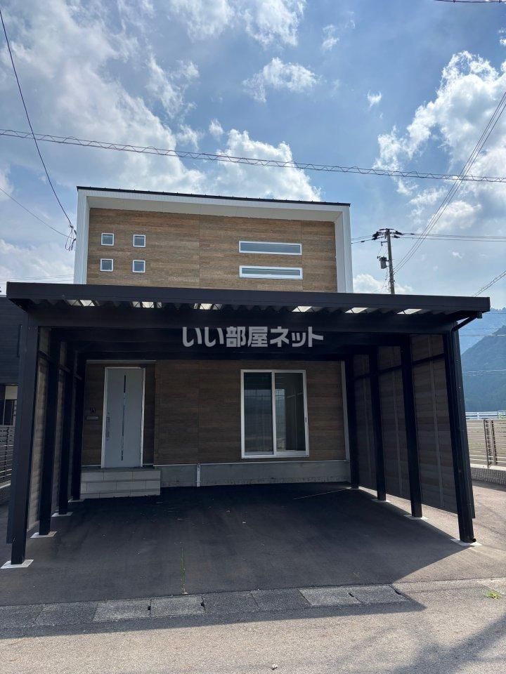 大野市 茜町 貸家の外観画像