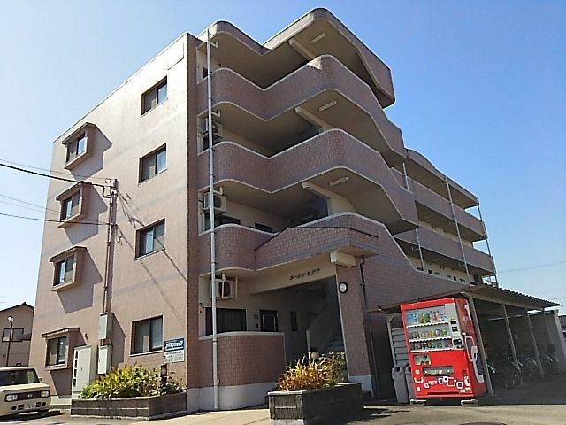 ユーシンセガワの外観画像