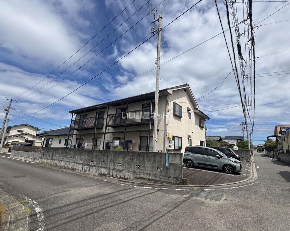 雅ハイツの外観画像