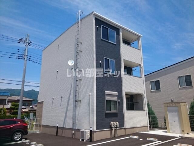 モンテリッチ ヴィレッタ 甲府の外観画像