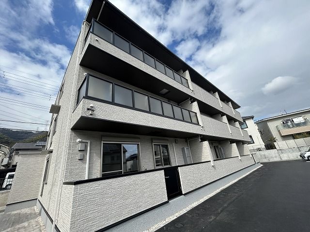 アンジュ シマモトの外観画像