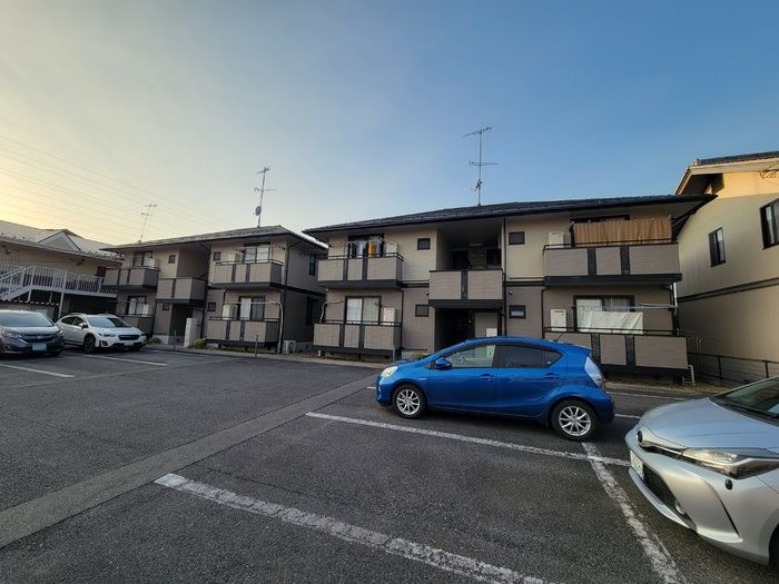 エミナ・コレージュ Bの外観画像