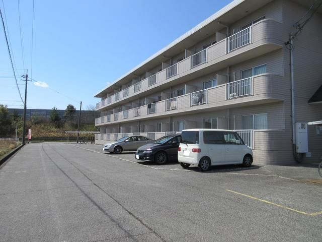 サンフェニックスB棟の外観画像