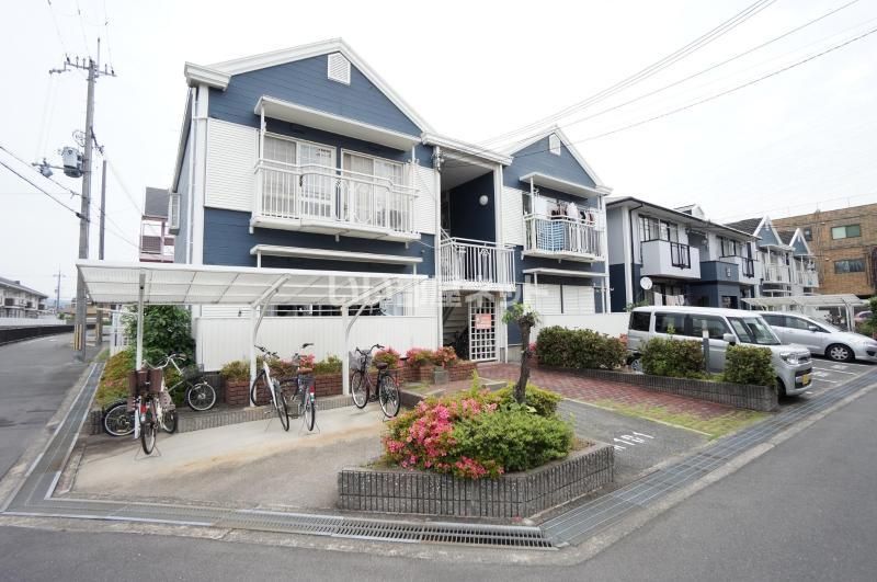 サンビレッジ鮎川・A棟の外観画像